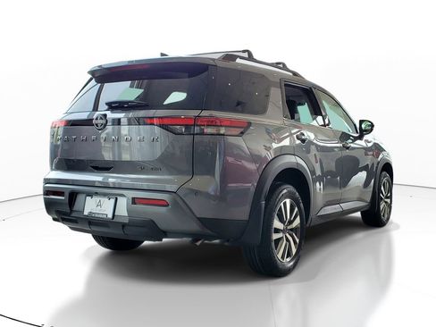 New 2026 Nissan Pathfinder SL AWD/4WD image 4