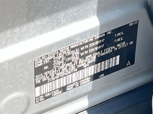 Used 2023 Toyota RAV4 XLE w/ Convenience Package FWD image 14