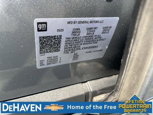 Used 2025 GMC Yukon XL Denali AWD/4WD image 32