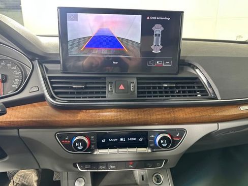 Used 2022 Audi Q5 2.0T Premium image 22