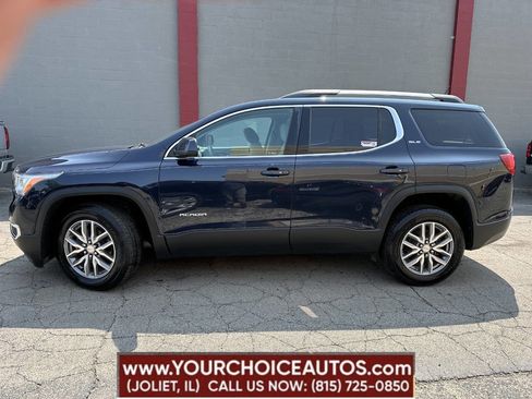 Used 2017 GMC Acadia SLE image 2