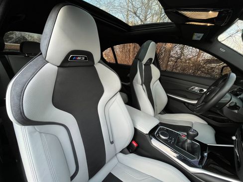 Used 2023 BMW M3 w/ Executive Package image 32