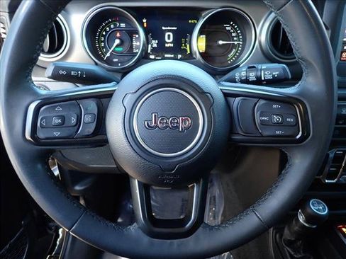 Used 2023 Jeep Wrangler Unlimited AWD/4WD image 11