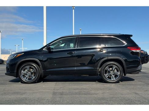 Used 2018 Toyota Highlander Limited Platinum AWD/4WD image 7
