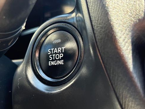 Used 2017 MAZDA MAZDA3 Touring FWD image 18