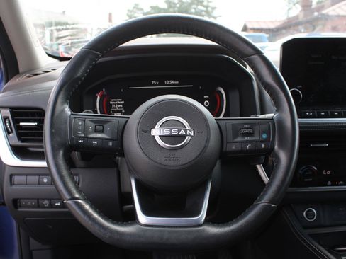 Used 2023 Nissan Rogue Platinum AWD/4WD image 10