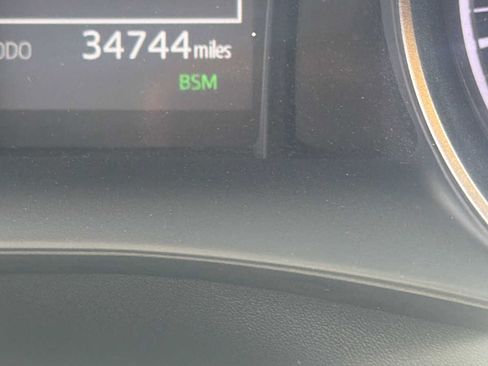 Used 2023 Toyota Camry SE w/ Convenience Package FWD image 1