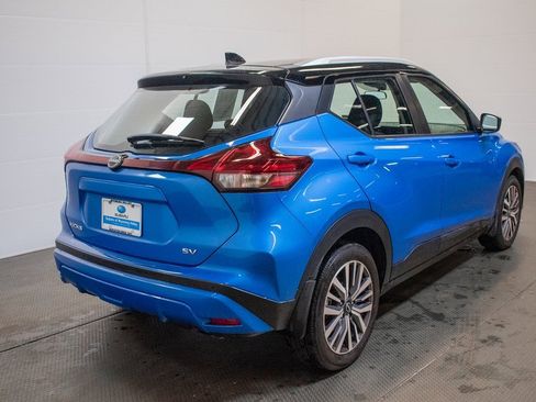 Used 2023 Nissan Kicks SV image 5