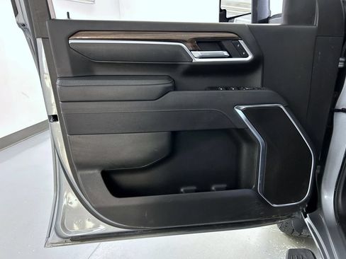 Certified 2025 Chevrolet Silverado 2500 LT w/ Safety Package AWD/4WD image 10
