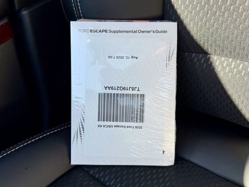 New 2026 Ford Escape SE image 34