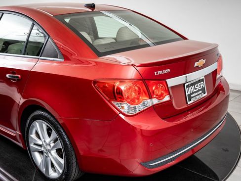 Used 2011 Chevrolet Cruze LTZ w/ RS Package FWD image 18