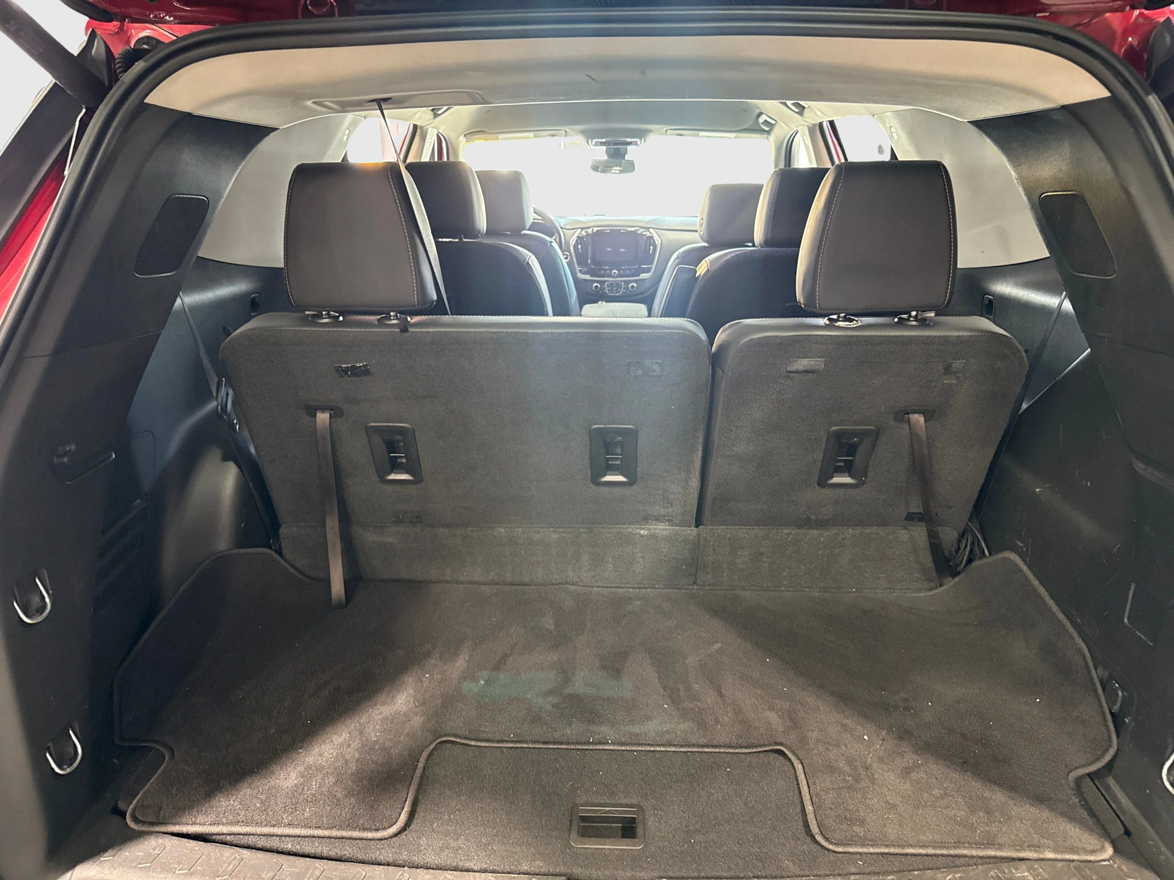 Used 2019 Chevrolet Traverse LT w/ LT Premium Package FWD image 13