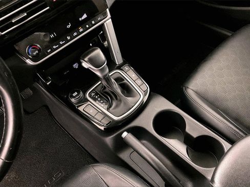 Used 2021 Kia Seltos EX image 17