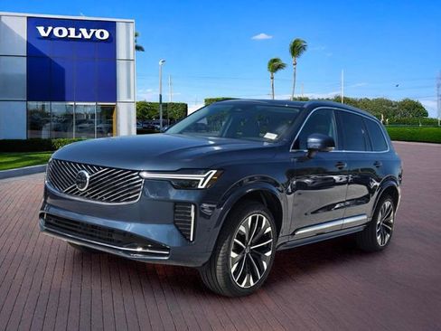 New 2026 Volvo XC90 B6 Plus w/ Protection Package Premier AWD/4WD image 3