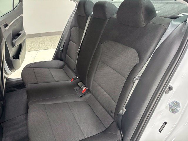 Used 2020 Hyundai Elantra SE w/ Cargo Package (C1) FWD image 22