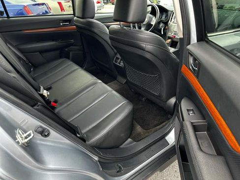 Used 2013 Subaru Outback 2.5i Limited w/ Moonroof Pkg image 15