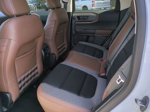 Used 2024 Ford Bronco Sport Outer Banks w/ Tech Package AWD/4WD image 18