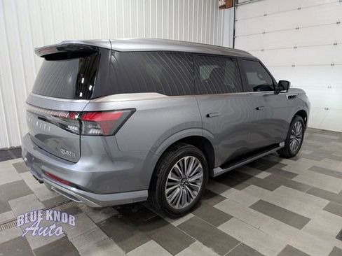Used 2025 INFINITI QX80 Sensory AWD/4WD image 4