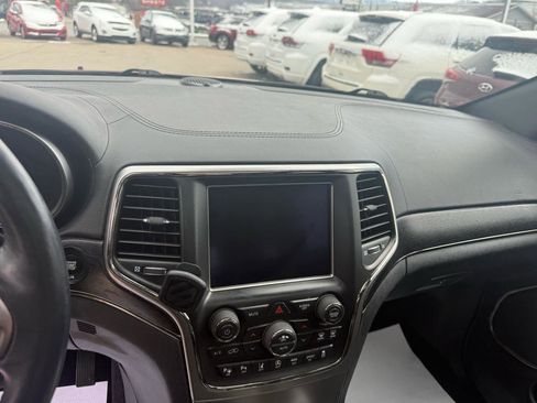 Used 2018 Jeep Grand Cherokee High Altitude AWD/4WD image 25