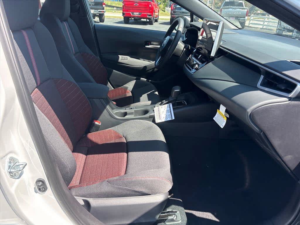 Used 2026 Toyota Corolla SE w/ SE Package FWD image 6