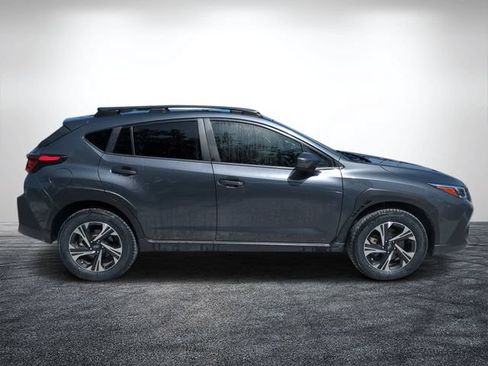 Used 2024 Subaru Crosstrek 2.0i Premium AWD/4WD image 2