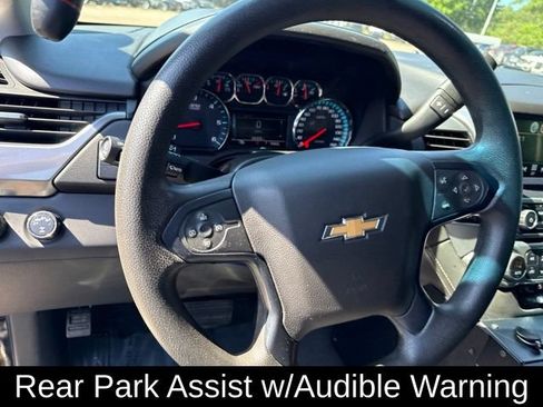 Used 2019 Chevrolet Tahoe 4WD w/ Remote Keyless Entry Package image 23