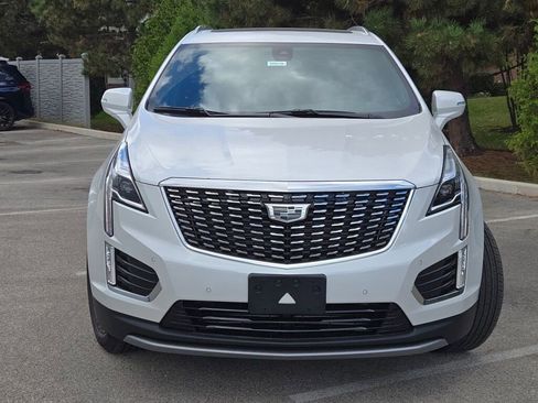 New 2025 Cadillac XT5 Premium Luxury w/ LPO, Red Accent Package image 5