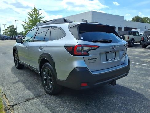 Used 2023 Subaru Outback Onyx Edition XT AWD/4WD image 8