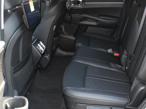 New 2026 Kia Sorento EX image 17
