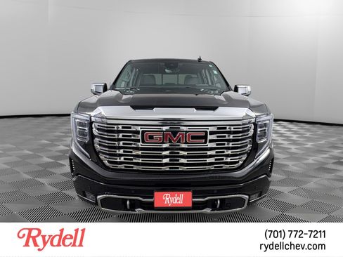 Used 2023 GMC Sierra 1500 Denali w/ Denali Reserve Package image 8
