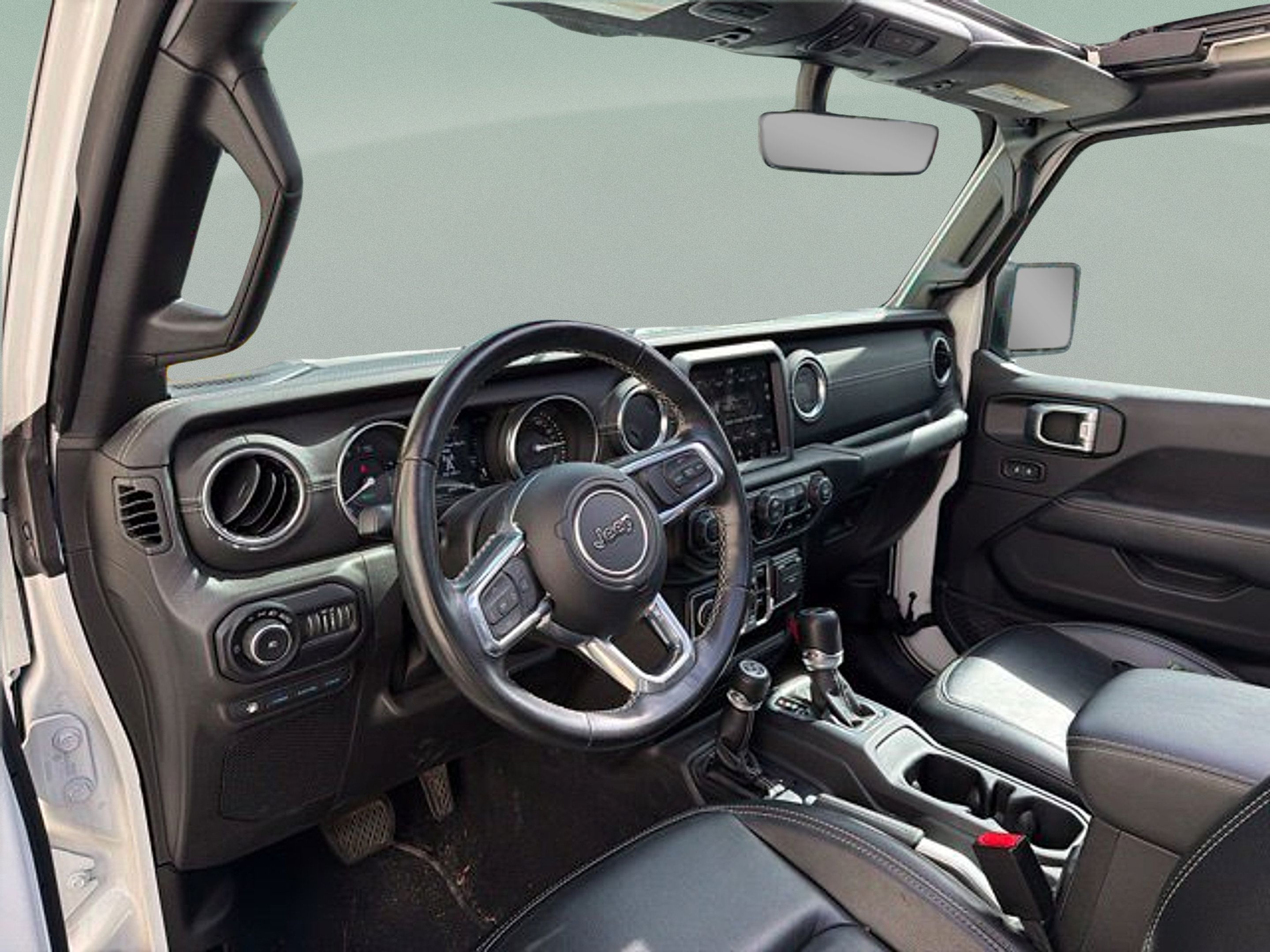 Used 2022 Jeep Wrangler Unlimited Sahara w/ Cold Weather Group AWD/4WD image 13