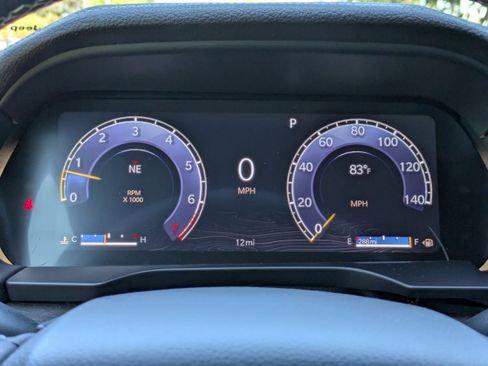 New 2025 Jeep Grand Cherokee Limited w/ Luxury Tech Group II image 28