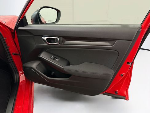 Used 2023 Honda Civic Sport image 32