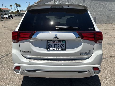 Used 2019 Mitsubishi Outlander GT AWD/4WD image 6