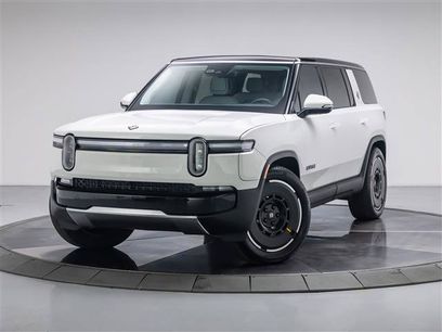 Used 2025 Rivian R1S Adventure