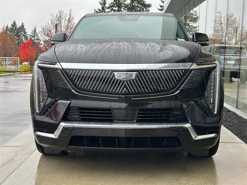 Used 2025 Cadillac Escalade IQ Luxury 1 image 8