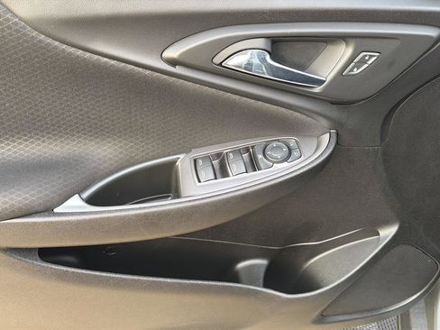 Used 2023 Chevrolet Malibu LS image 19