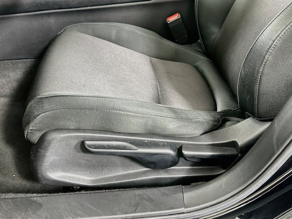 Certified 2019 Honda Accord LX image 19