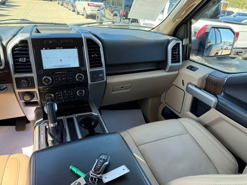 Used 2017 Ford F150 Lariat w/ Equipment Group 501A Mid AWD/4WD image 12