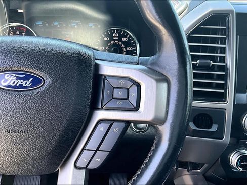 Used 2017 Ford F150 Platinum RWD image 24