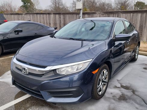 Used 2017 Honda Civic LX image 4