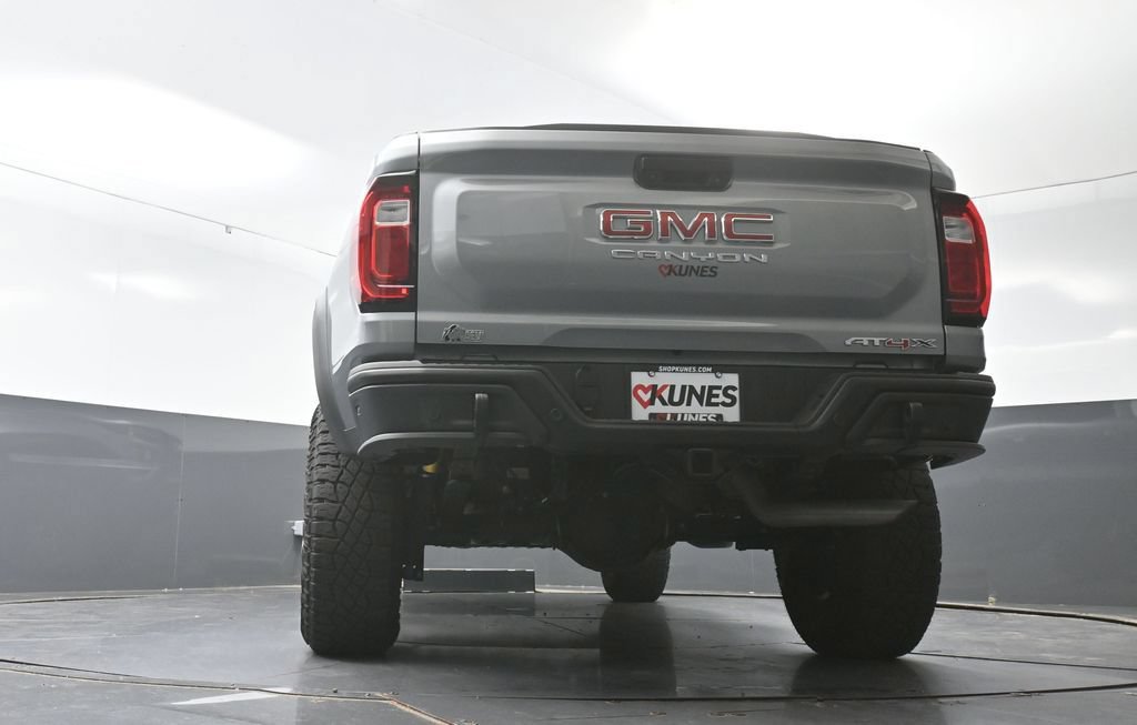Used 2024 GMC Canyon AT4X w/ AT4X AEV Edition AWD/4WD image 60
