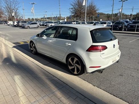 Used 2018 Volkswagen GTI SE w/ SE Leather Package image 5
