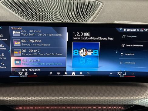 Used 2025 BMW 330i 330i w/ Premium Package image 17