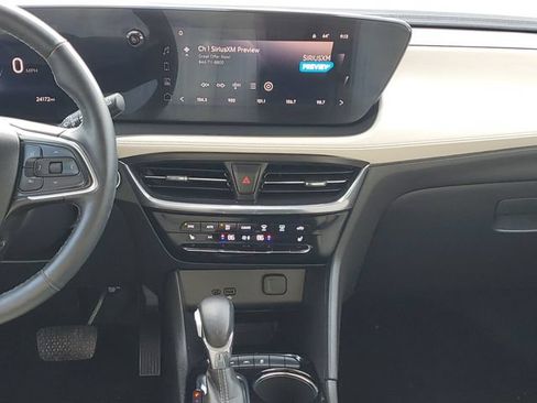 Used 2024 Buick Encore GX Avenir w/ Avenir Convenience Package AWD/4WD image 31