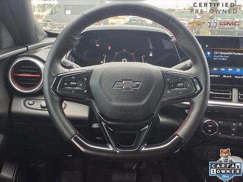 Certified 2025 Chevrolet Trax RS w/ Driver Confidence Package image 13