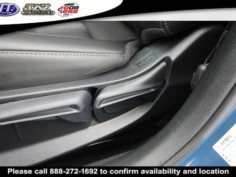 Used 2025 Honda Civic Sport image 11