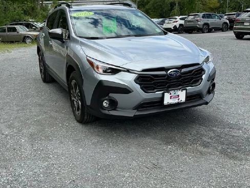 Used 2025 Subaru Crosstrek 2.5i Premium AWD/4WD image 7
