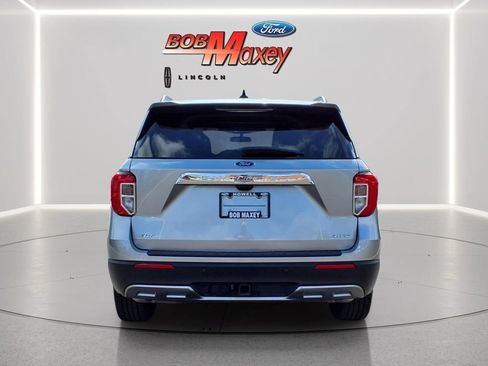 Used 2024 Ford Explorer XLT w/ Equipment Group 202A AWD/4WD image 6