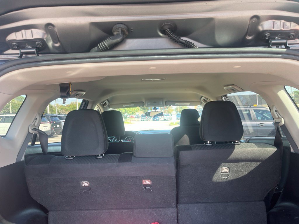 Used 2016 Toyota RAV4 LE FWD image 9